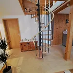 Family-friendly With Alpine View Lejlighed