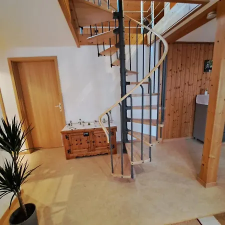 Family-friendly With Alpine View Apartment