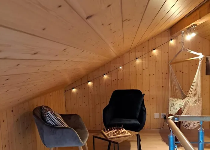 Family-friendly With Alpine View Apartamento