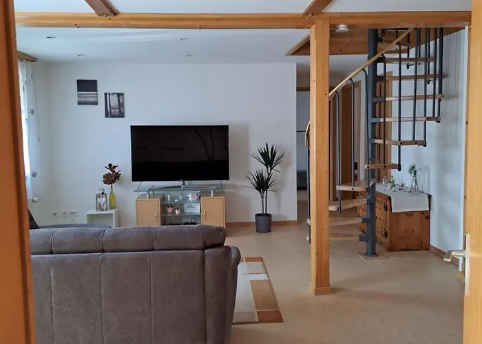 Family-friendly With Alpine View Apartamento