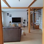 Family-friendly With Alpine View Apartment