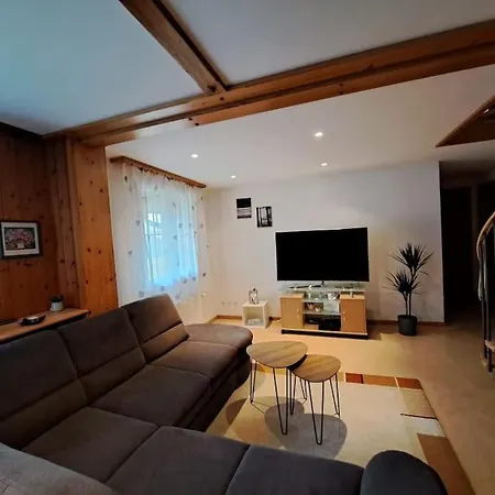 Family-friendly With Alpine View Apartment Matten bei Interlaken