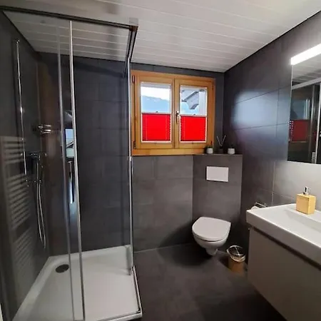 Family-friendly With Alpine View Apartment
